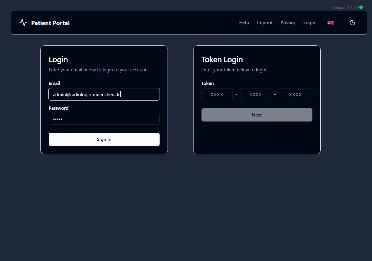 RadioWeb Login: Anmeldung per E-Mail und Passwort oder per Einmal-Token (Demodaten)